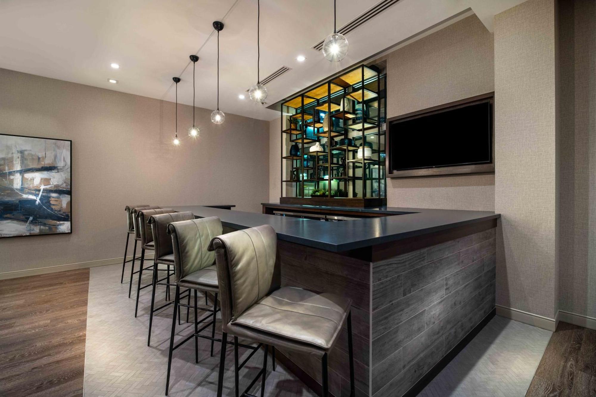 Homewood By Hilton Boston Logan Airport Hotel 3*